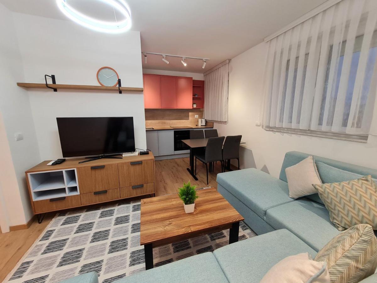 Rita Apartment Gjakova Eksteriør bilde