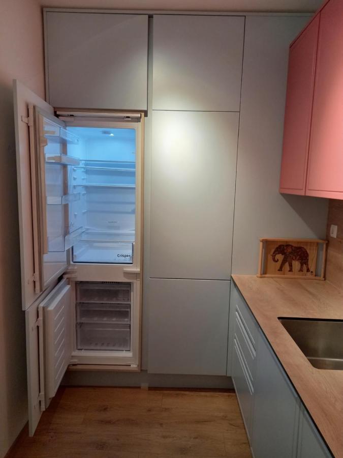 Rita Apartment Gjakova Eksteriør bilde